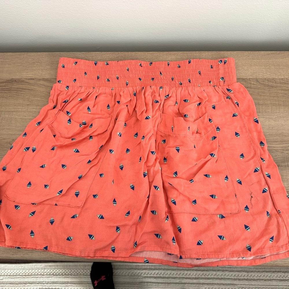 Skirt - Picture 2 of 3